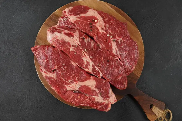 Einfach Frisch Geschnittenes Chuck Steak Zum Kochen Zubereitet — Stockfoto