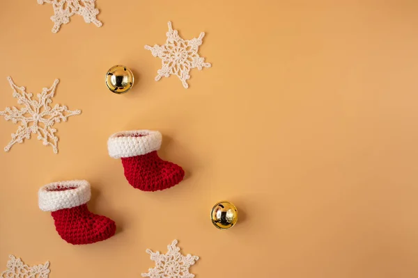 Handmade Crochet Stocking White Snowflake Orange Pastel Background Merry Christmas — Stock Photo, Image