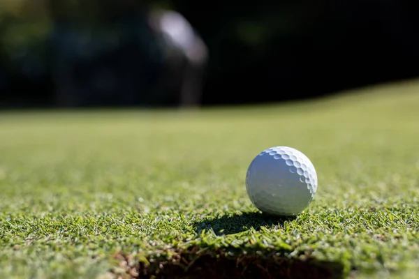 Man Spelar Golf Golfbana — Stockfoto