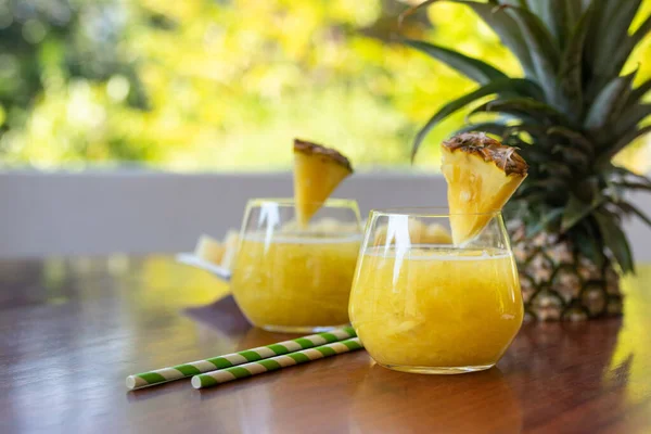 Fresh Pineapple Cocktail Fresh Pineapple Summer Drink Concept — Stock Photo, Image