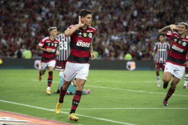 Rio de Janeiro (RJ), 01.04.2023 - Flamengo x Fluminense - Flamengo 'dan Ayrton Lucas' ın Gol Kutlaması. Flamengo x Fluminense maçı, Maracan Carioca Şampiyonası 'nın ilk maçı..