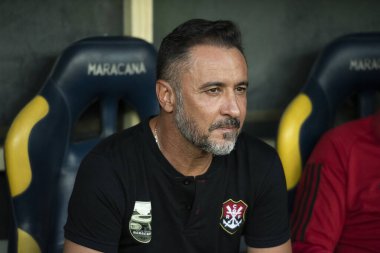 Rio de Janeiro (RJ), 19.03.2023 - Vasco x Flamengo - Vitor Pereira, Flamengo koçu. Vasco x Flamengo maçı, Carioca Şampiyonası 'nın ikinci ayağı Maracan' da..