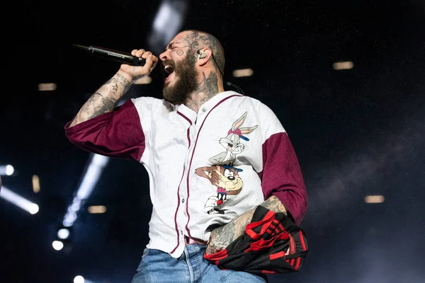 RIO DE JANEIRO, BRAZIL - 3RD EPTEMBER, 2022: Rio 'daki Olimpiyat Parkı' nda Rock 'ta Singer Post Malone.