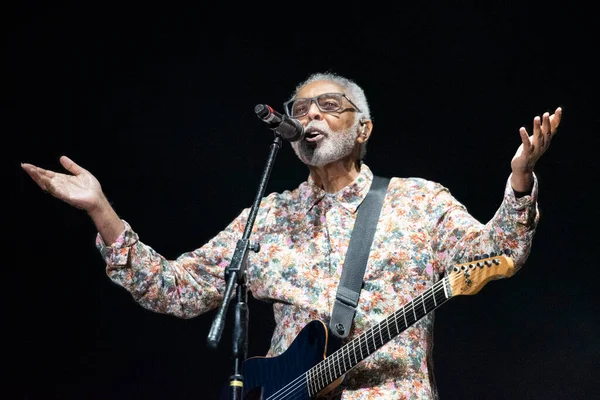 RIO DE JANEIRO, BRAZİL - 4 Eylül 2022: Olimpiyat Parkı Rock 'ta şarkıcı Gilberto Gil.
