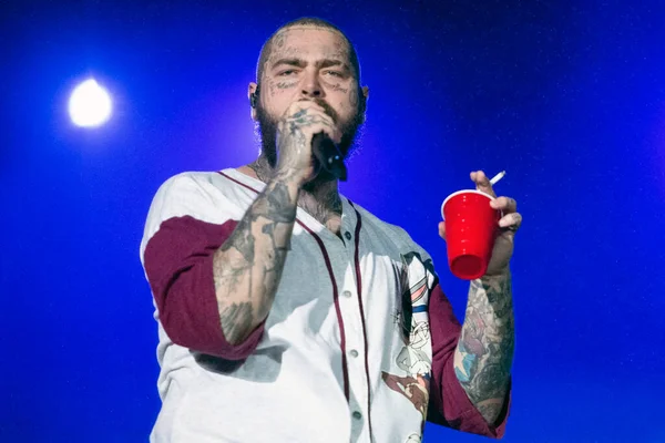 RIO DE JANEIRO, BRAZIL - 3RD EPTEMBER, 2022: Rio 'daki Olimpiyat Parkı' nda Rock 'ta Singer Post Malone.