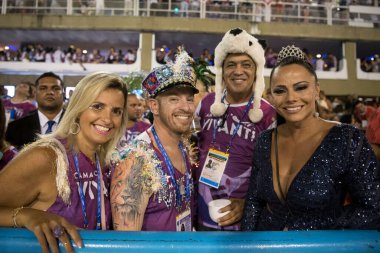 Rio de Janeiro, RJ, Brezilya - 02 Mart 2019: Rio Karnavalı 2019. Rio de Janeiro 'da Karnaval Geçidi.