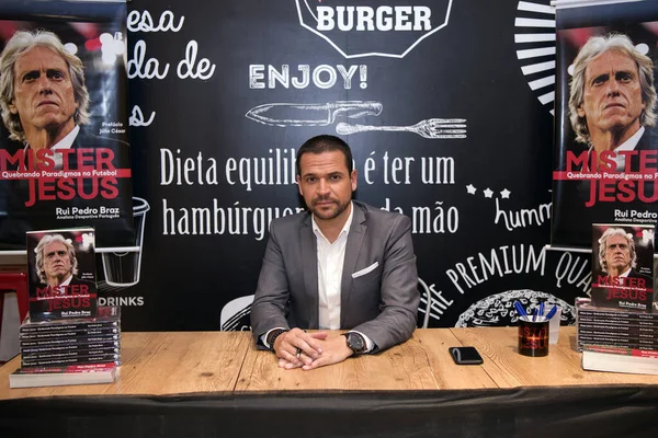 Rio de Janeiro (RJ), 12.09.2019 - Bay İsa 'nın lansmanı - Portekizli gazeteci Rui Pedro Braz' ın 