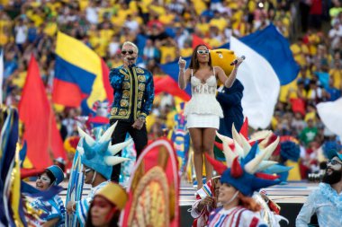 Rio de Janeiro, Brezilya - 07 Temmuz 2019: Anitta ve Pedro Cap, 2019 Copa America finali için Brezilya x Peru arasındaki maçtan önce Rio de Janeiro 'nun kuzeyindeki Maracana Stadyumu' nda