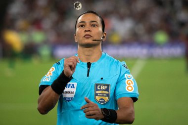 Rio de Janeiro (RJ), 13.05.2023 - Edina Alves Batista, hakem. Fluminense x Cuiab ile Maracan Brezilya Şampiyonası 'nın altıncı raundu arasındaki maç..