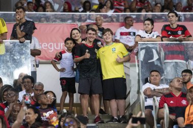 Rio de Janeiro, Rio de Janeiro, Brezilya - 27 Aralık 2023. Maracan Stadyumu 'nda Salgueiro Samba Okulu' nun bir gösterisiyle All-star maçı..       