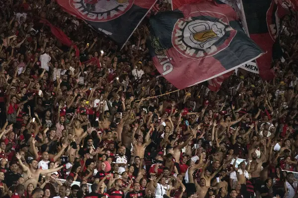 Rio de Janeiro, Rio de Janeiro, Brezilya - 17 Nisan 2024. Flamengo x Sao Paulo - Campeonato Brasileiro.           