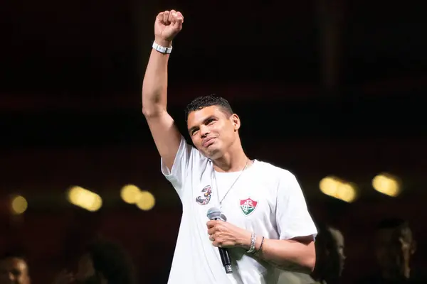 Rio de Janeiro, Rio de Janeiro, Brezilya - Haziran 07, 2024. Oyuncu Thiago Silva Fluminense 'de Sorrisso Maroto, Ferrugem ve Mumuzinho' nun gösterisiyle sunar..                    