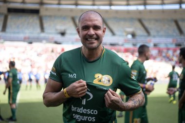 Rio de Janeiro (RJ), 12 / 28 / 2024 - GAME of the Starars 2024 - Diogo Nogueira, şarkıcı ve besteci. Maracan 'daki Yıldızlar Oyunu' nun 20. 'si. Zico' nun düzenlediği en büyük hayır etkinliği..