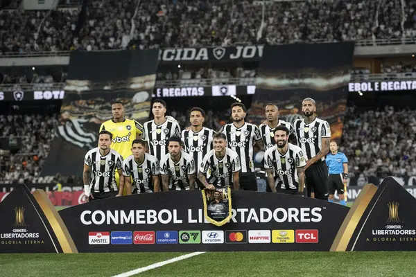 Rio de Janeiro, Rio de Janeiro, Brezilya - 08 Nisan 2025. Libertadores için Nilton Santos Stadyumu 'nda Botafogo x Carabobo (VEN).                        