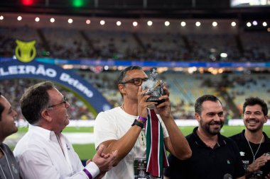 Rio de Janeiro (RJ), 12/04/2025 - FLUMINENSE X SANTOS. Brezilya Şampiyonası için Maracana Stadyumu 'nda Fluminense x Santos.                        