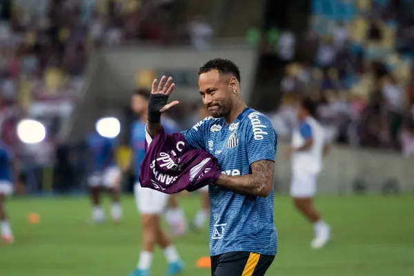 Rio de Janeiro (RJ), 12/04/2025 - FLUMINENSE X SANTOS. Brezilya Şampiyonası için Maracana Stadyumu 'nda Fluminense x Santos.                        