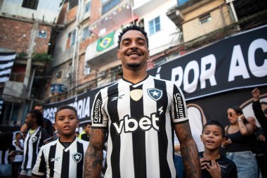 Rio de Janeiro, Rio de Janeiro, Brezilya - 02 Mayıs 2025. FIFA Dünya Kulüpler Kupası Turu - Botafogo oyuncularıyla Travessa Bastos topluluğunda.                      