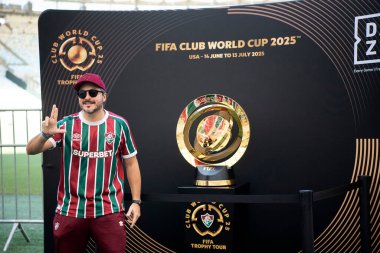 Rio de Janeiro (RJ), 08 / 05 / 2025 - CLUB World CUP TROPHY Tours - Fluminense Kulüp Kupası kupasını Maracana 'ya götürdü.  