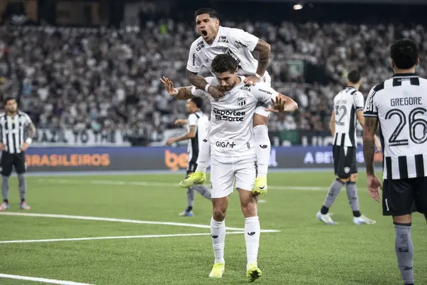 Rio de Janeiro (RJ), 04/06/2025 - BOTAFOGO X CEARA. Botafogo x Ceara ile Nilton Santos 'taki Brezilya Şampiyonası' nın 10. raundu arasındaki maç..                        