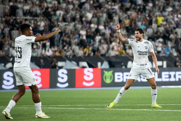 Rio de Janeiro (RJ), 04/06/2025 - BOTAFOGO X CEARA. Botafogo x Ceara ile Nilton Santos 'taki Brezilya Şampiyonası' nın 10. raundu arasındaki maç..                        