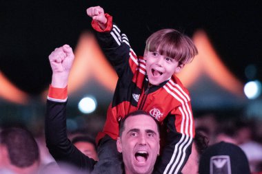 Rio de Janeiro (RJ), 16 / 06 / 2025 - FAN ZONE FIFA - FIFA Dünya Kulüpler Kupası 2025 Fan Zone Copacabana sahilinde Flamengo taraftarlarıyla.                 