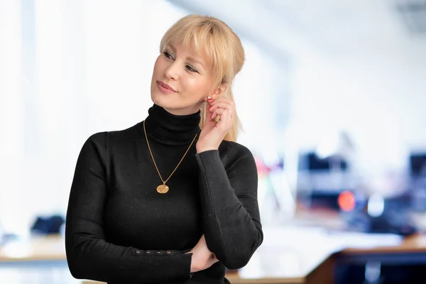 Close Confident Businesswoman Wearing Black Sweater Standing Office Blond Haired — Stock Photo, Image
