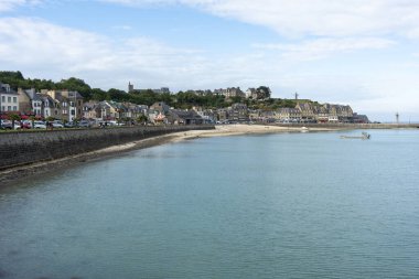  Fransa: Brittany 'deki Cancale limanında öğleden sonra