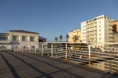 Viareggio, Lucca, İtalya: Kentte limanı denize bağlayan Burlammacca kanalı olan ikonik bir yer manzarası