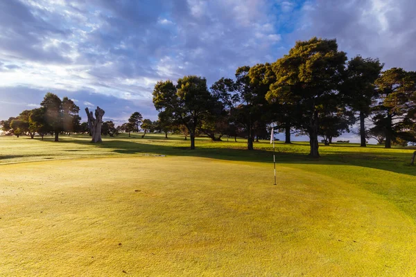 Sonnenaufgang Über Dem Öffentlichen Golfplatz Von Swansea Tasmanien Australien — Stockfoto