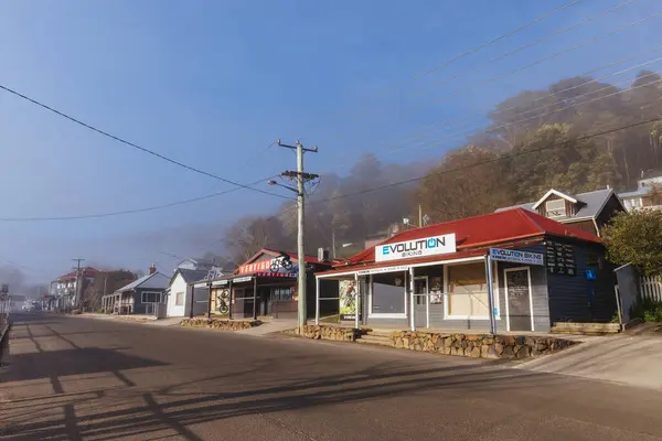 stock image DERBY, AUSTRALIA - SEPTEMBER 22, 2022: Iconic mining building architecture in the rural town of Derby on a cold spring morning in Tasmania, Australia