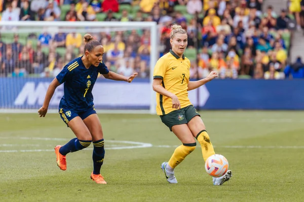 澳大利亚墨尔本 11月12日 2022年11月12日 澳大利亚的斯蒂芬 卡特利在澳大利亚墨尔本与瑞典的友谊赛中对阵瑞典 — 图库照片