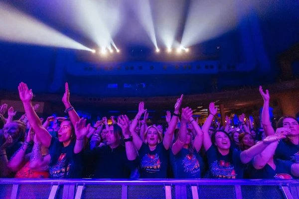 Melbourne Australien November Fans Als Hanson Bei Einem Konzert Rahmen — Stockfoto