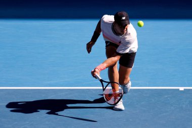 MELBOURNE, AUSTRALIA - JANUARY 23: Ben Shelton of USA plays J.J. Wolf of USA in the 4th round on day 8 of the 2023 Australian Open at Melbourne Park on January 23, 2023 in Melbourne, Australia.