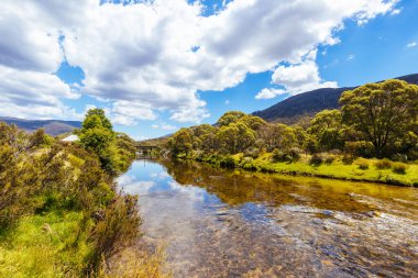 The walking and biking trails along the Thredbo River near Bullocks Hut at Lake Crackenback, New South Wales, Australia