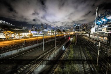 Melbourne, Victoria, Avustralya 'daki Melbourne Kriket Stadyumu' nun ünlü gökyüzü manzarası..