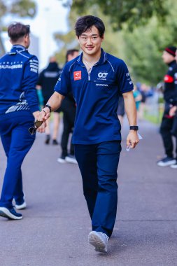MELBOURNE, AUSTRALYA - 29 Mart 2023 Avustralya Formula 1 Grand Prix 'inden önce Japonya' dan Yuki Tsunoda