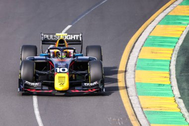 MELBOURNE, AUSTRALYA - 31 Mart 2023 Avustralya Formula 1 Grand Prix 'inde F2' de Hitech Nabız-Sekiz Isack Hadjar