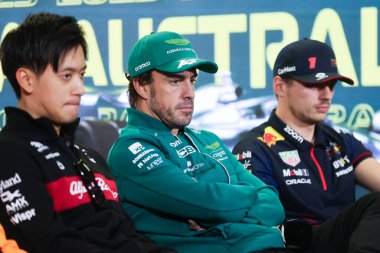MELBOURNE, AUSTRALIA - 30 Mart 2023 Avustralya Formula 1 Grand Prix 'inde düzenlenen basın toplantısında İspanya' dan Fernando Alonso