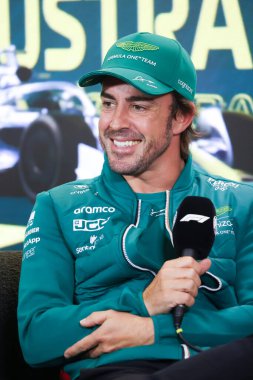 MELBOURNE, AUSTRALIA - 30 Mart 2023 Avustralya Formula 1 Grand Prix 'inde düzenlenen basın toplantısında İspanya' dan Fernando Alonso