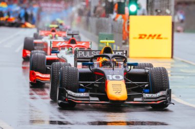 MELBOURNE, AUSTRALYA - 31 Mart 2023 Avustralya Formula 1 Grand Prix 'inde F2' de Hitech Nabız-Sekiz Isack Hadjar