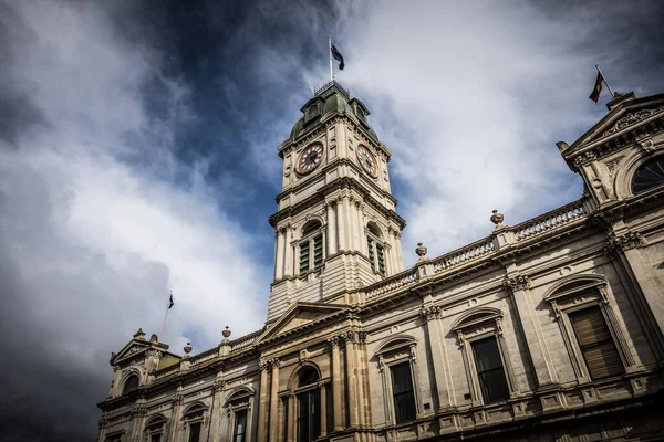 オーストラリア バラット 2023年4月8日 バララト市庁舎の象徴的な建築物となり 秋の朝には国内の観光案内所となりました — ストック写真