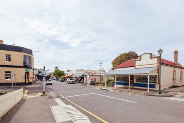 PORT ELLIOT, AUSTRALIA - 14 Nisan 2023: Fleurieu Yarımadası, Güney Avustralya, Avustralya 'da fırtınalı bir sonbahar gününde tarihi Port Elliot' un ikonik mimarisi