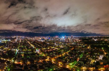 Adelaides 'in Victoria, Avustralya' daki ünlü gökyüzü manzarası.