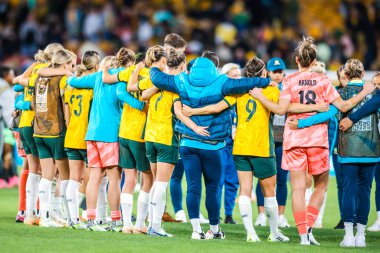 BRISBANE, AUSTRALIA - 27 Temmuz 2023 tarihinde Brisbane Stadyumu 'nda oynanan FIFA Dünya Kadınlar Kupası' nda Nijerya 'ya yenildikten sonra Avustralya Matildas