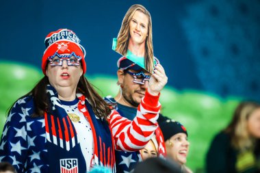 MELBOURNE, AUSTRALIA - 06 Ağustos 2023 tarihinde Melbourne Dikdörtgen Stadyumu 'nda oynanan FIFA Bayanlar Dünya Kupası Avustralya Yeni Zelanda 2023' te ABD taraftarları