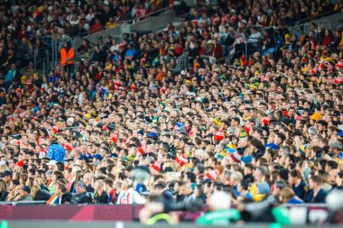 SYDNEY, AUSTRALIA - 20 Ağustos 2023 tarihinde Avustralya 'nın Yeni Zelanda Stadyumu' nda oynanan FIFA Dünya Kadınlar Kupası finalinde İspanya 'nın İngiltere ile oynadığı gibi kalabalık