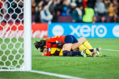 SYDNEY, AUSTRALIA - 20 AĞUSTRALIA: İspanyol oyuncular 20 Ağustos 2023 'te Avustralya Yeni Zelanda Stadyumu' nda oynanan FIFA Kadınlar Dünya Kupası finalinde İngiltere 'yi yenmeyi kutladılar.