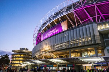 SYDNEY, AUSTRALIA - 20 AĞUSTRALIA: 20 Ağustos 2023 tarihinde Avustralya 'nın Yeni Zelanda Stadyumu' nda oynanan FIFA Dünya Kadınlar Kupası finalinde İspanya İngiltere ile oynamadan önce stadyum