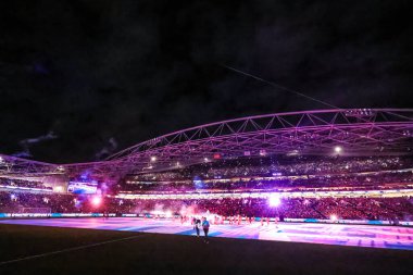 SYDNEY, AUSTRALIA - 20 Ağustos 2023 tarihinde Avustralya 'nın Yeni Zelanda Stadyumu' nda oynanan FIFA Dünya Kadınlar Kupası finalinde Tones I ile kapanış töreni