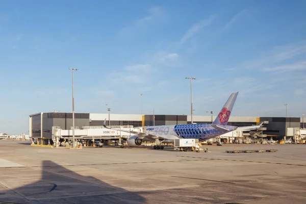 stock image Melbourne, Australia - March 03 2023: China Airlines aircraft at boarding gates at Melbourne Tullamarine Airport in Victoria, Australia